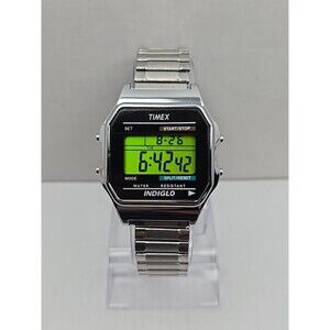 Timex Classic Digital Watch Indiglo 34mm WR30M Speidel Expansion New Battery